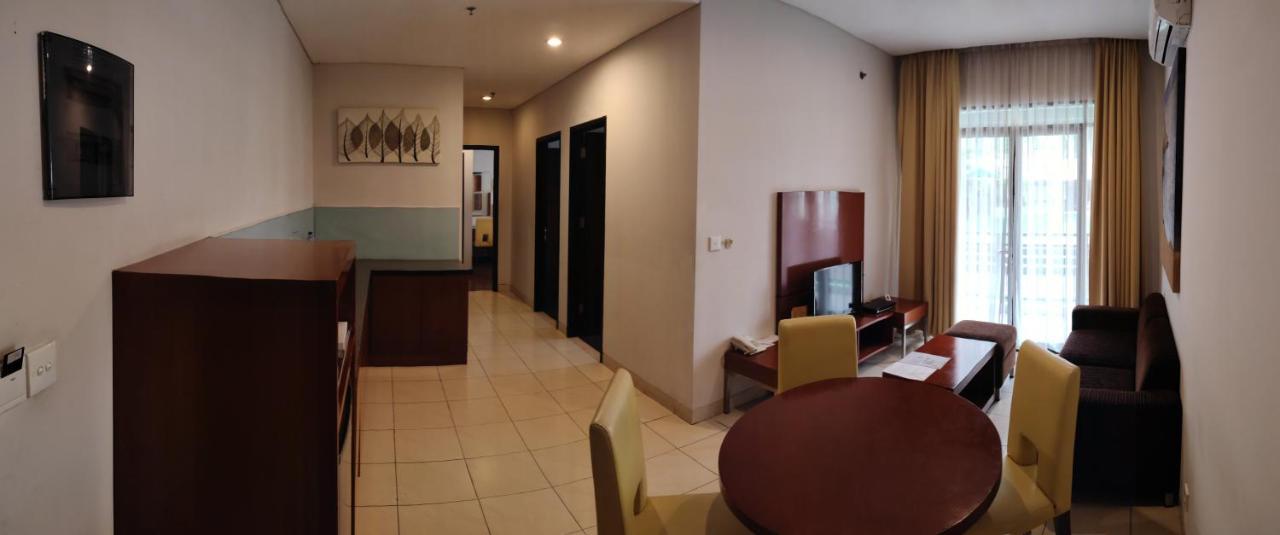 Grand Kuta Hotel And Residence Legian Esterno foto