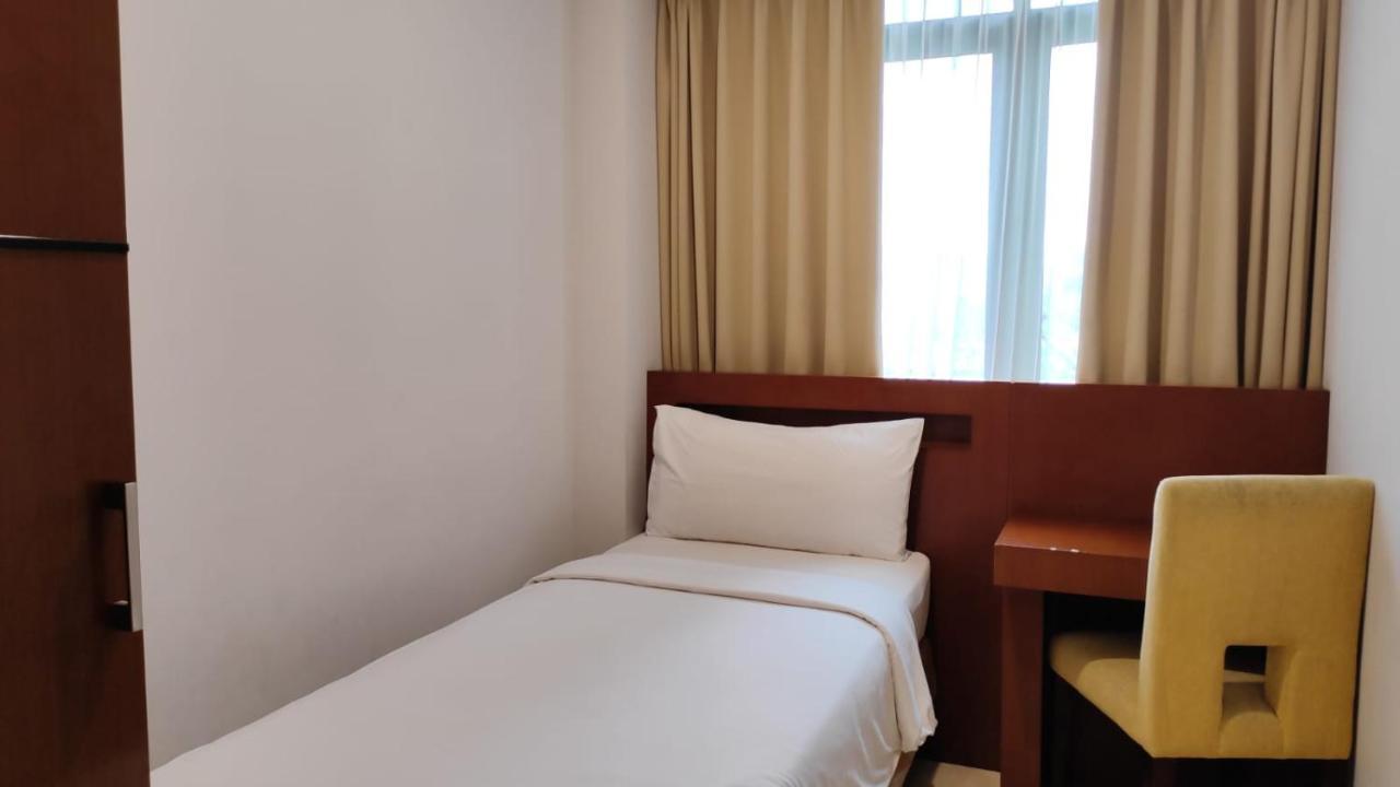 Grand Kuta Hotel And Residence Legian Esterno foto