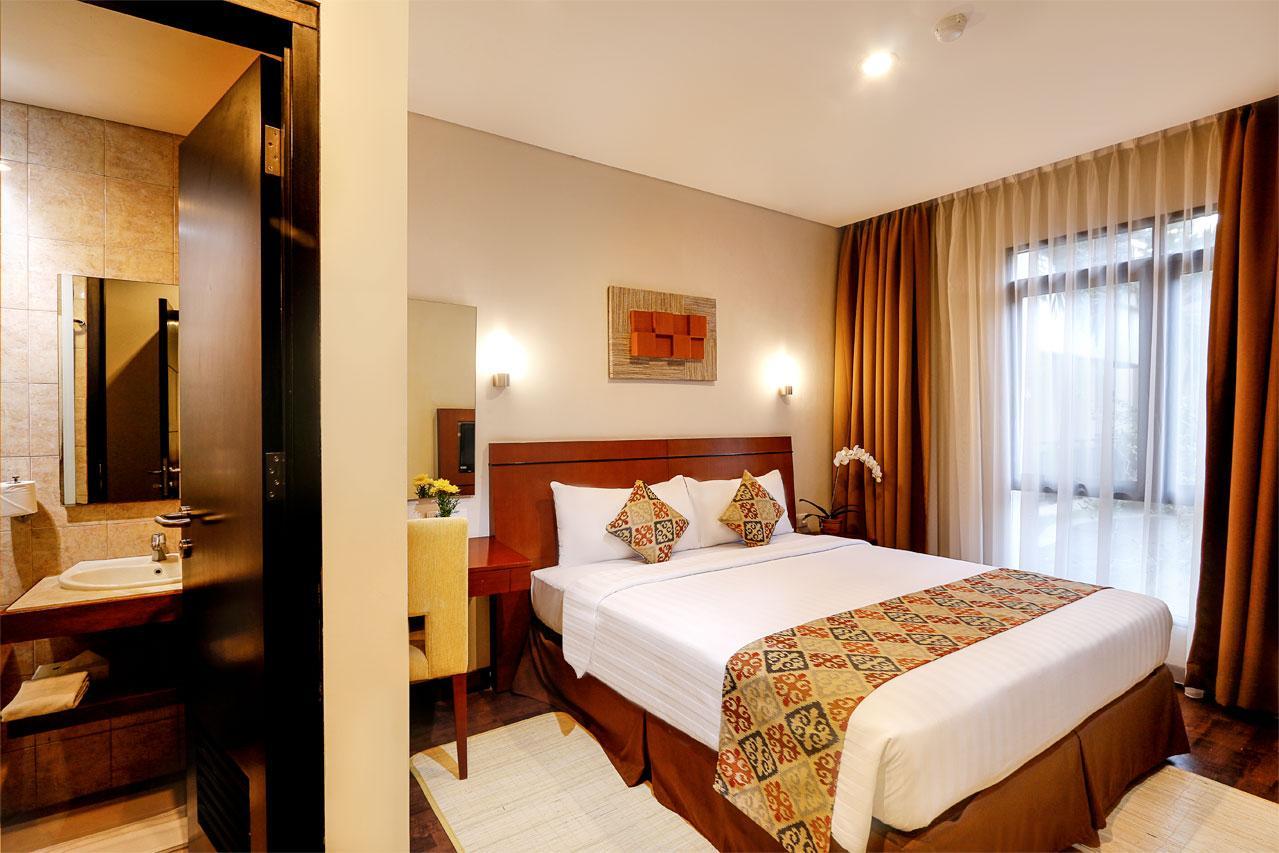 Grand Kuta Hotel And Residence Legian Esterno foto